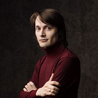 Дмитрий Скобелев